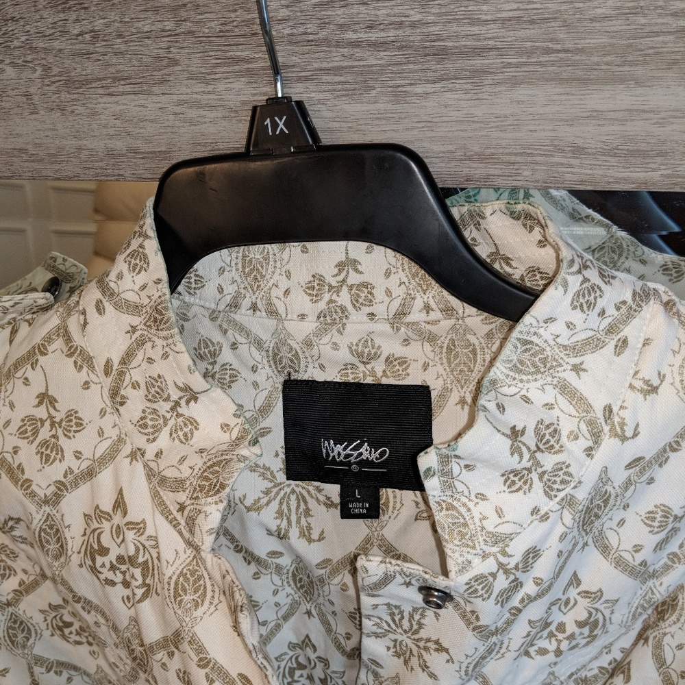 Women's jacket - Picture 2 of 7